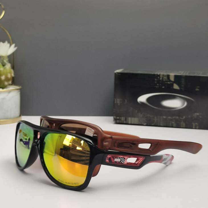 Picture of Oakley Sunglasses _SKUfw66124008fw